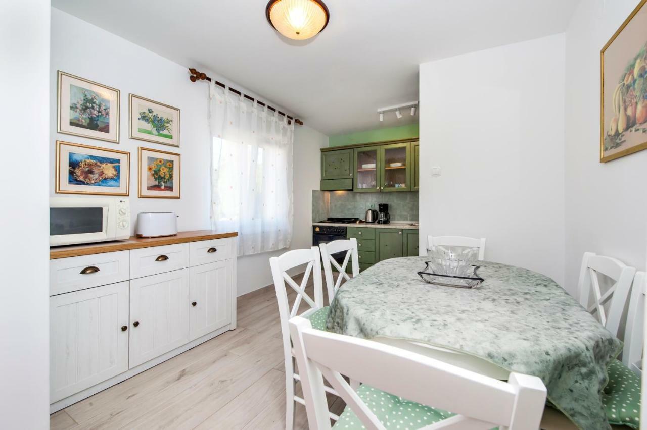Apartman Oly Rovinj Exterior photo